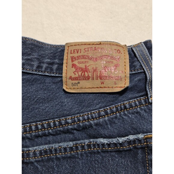 Levis 501 Shorts Womens Size 26 Waist Blue Denim  Button Fly Cotton Raw Hem - Picture 4 of 10